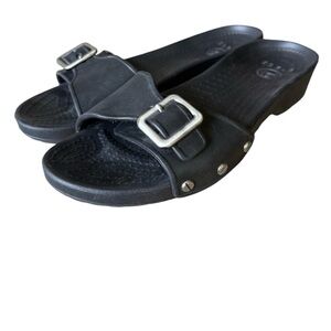 CROCS the SARAH slip on mule sandal very good condition black with silver buckle